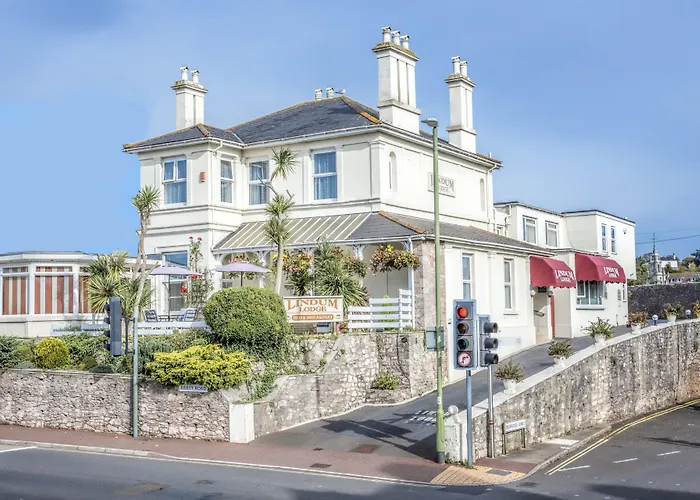 Holidays home Lindum Lodge