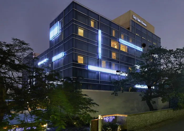 Luxury hotel only: Taj Club House