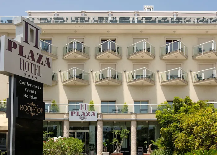  Plaza