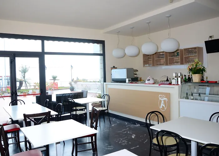Hotel con golf: Hotel Aquilia