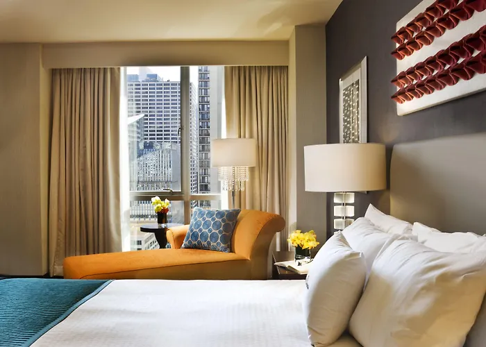 Ping Pong hotel: Thewit Chicago, A Hilton Hotel