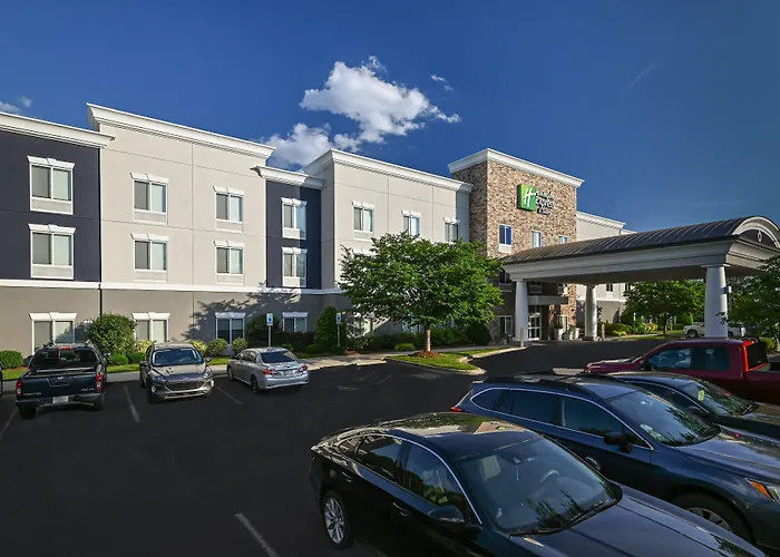 Family Hotel: Holiday Inn Express Charlotte Southeast - Matthews By Ihg