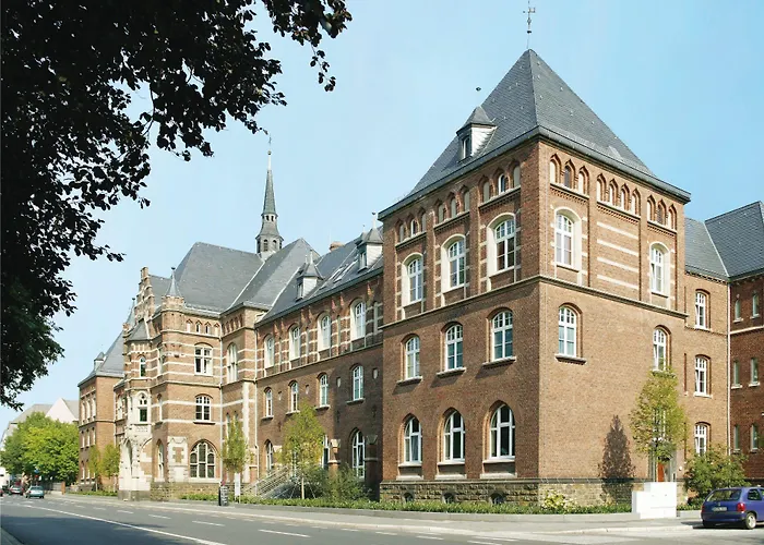  Collegium Leoninum