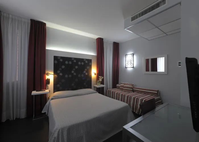 Hôtel 3 étoiles: Hotel Aaron