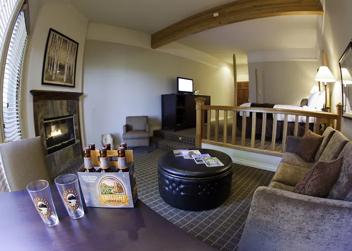 Cheap hotel: Pine Ridge Inn