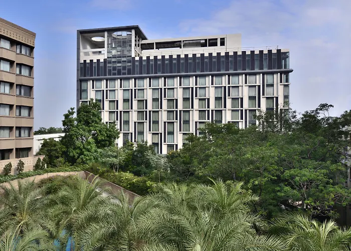 Courtyard By Marriott