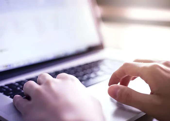 Hotel with pool: Oyo Hotel O Henderson Kerr Lak I-85 N