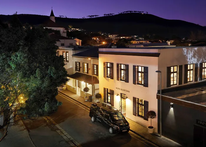 More Quarters Hotel