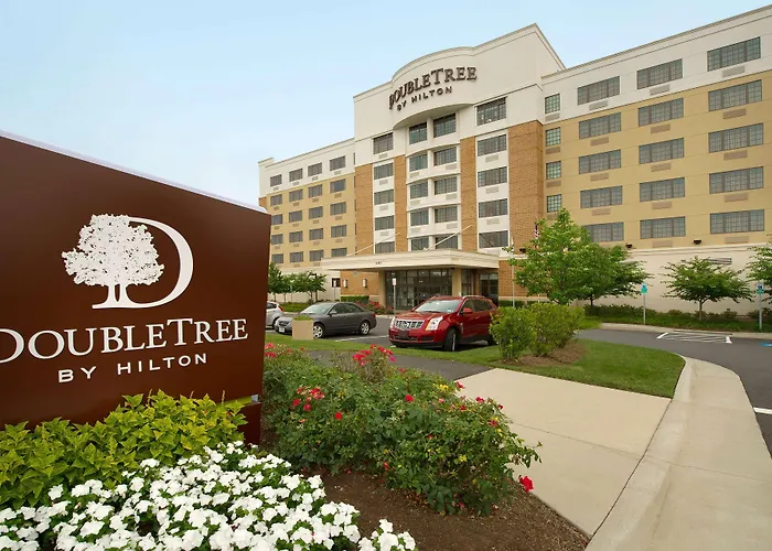 Boutique hotel only: Doubletree By Hilton Dulles Airport-Sterling