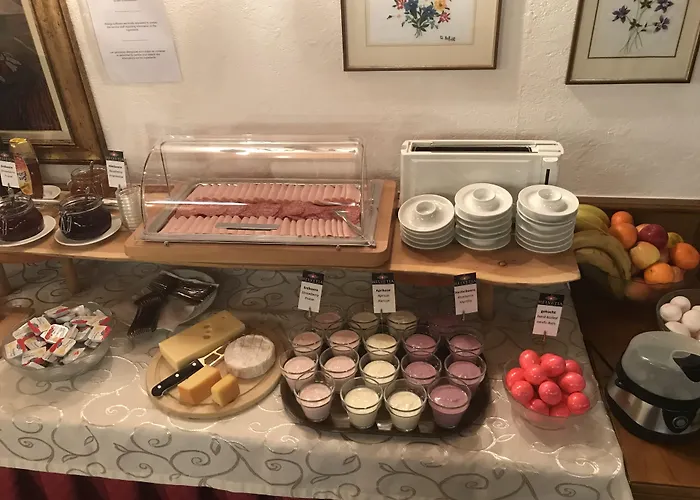 Resort: Petit Helvetia Budget Hotel