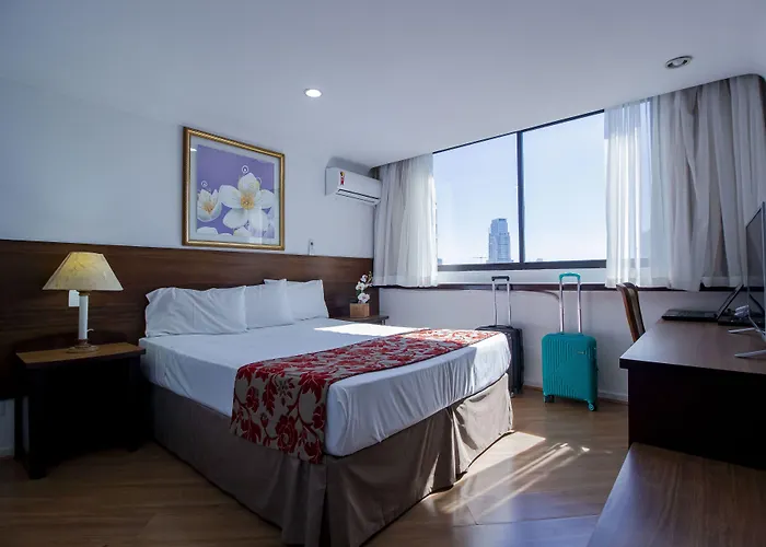 Resort: Hotel Dan Inn Curitiba Centro By Nacional Inn