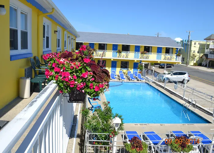 Motels Nantucket Inn & Suites