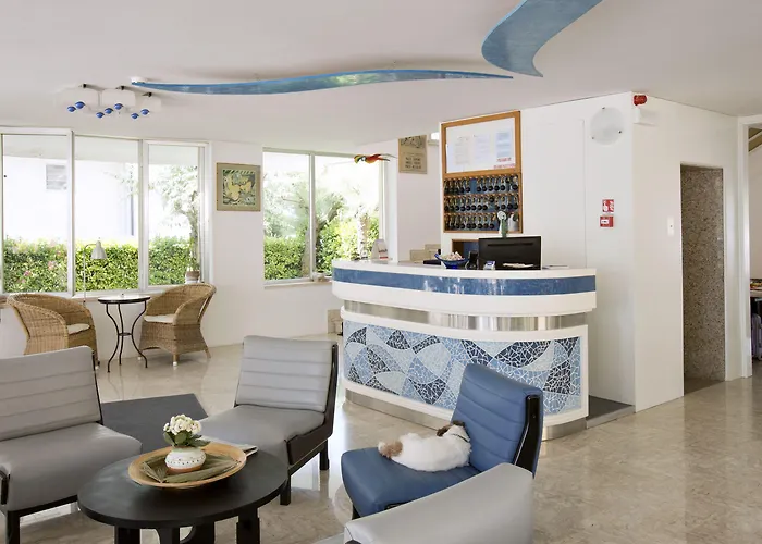 B&B Avana