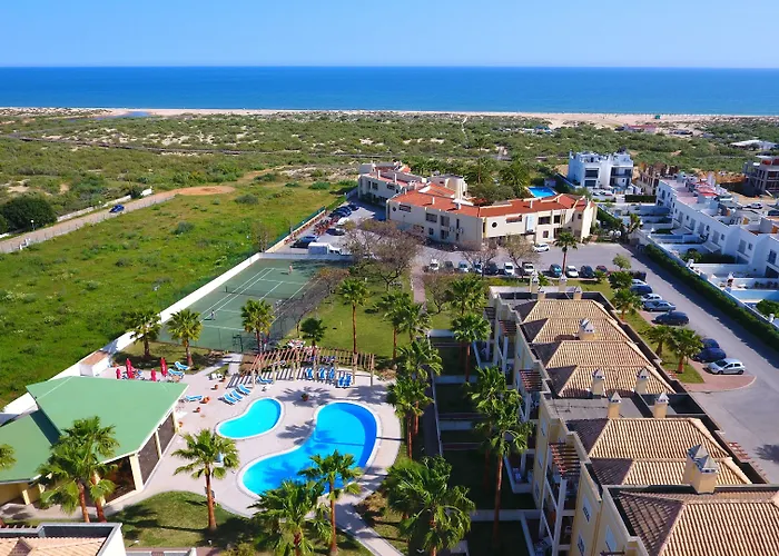 Hotel familiar: Praia Da Lota Beachfront Resort - Hotel & Apartments