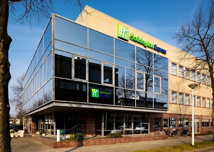 Holiday Inn Express - South By Ihg