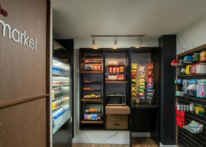 Beach hotel: Courtyard Texarkana