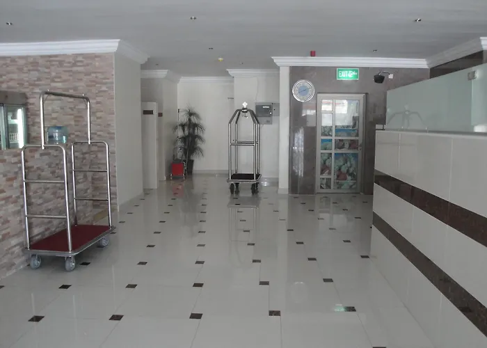 Marina Royal Suites