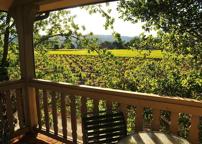 Vineyard Country Inn