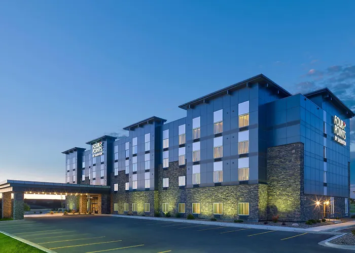 Hotel with pool: Four Points By Sheraton Williston