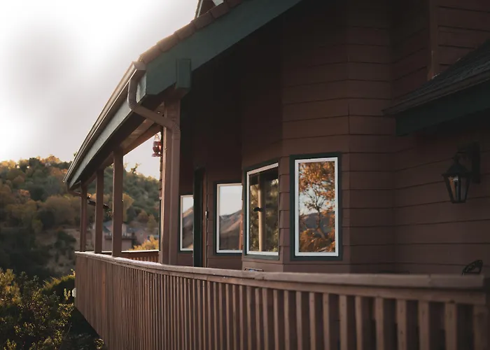 Tucker Peak Lodge