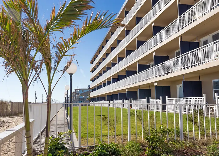 Waterpark hotels Hilton Garden Inn Ocean City Oceanfront