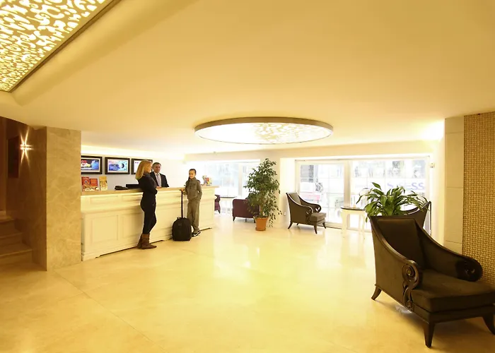 Monaco Hotel
