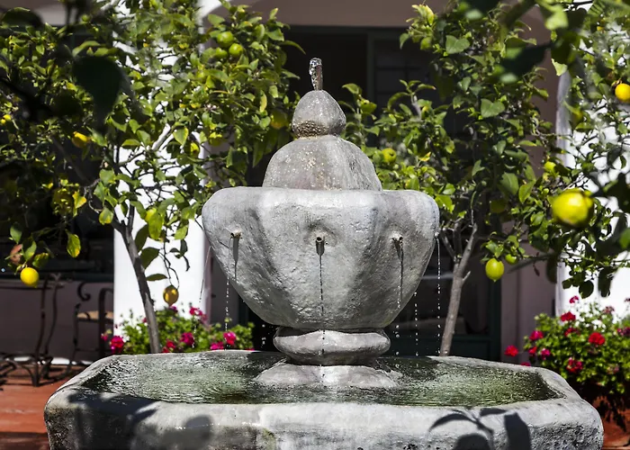 Boutique hotel only: Spanish Garden Inn