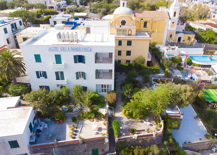 Albergo centrale: Villa Panoramica - Ischia Ponte