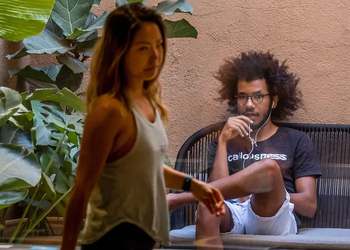 Hotel pres du College: Amistat Beach Hostel Barcelona