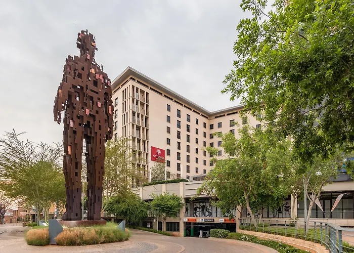 Cheap hotel: City Lodge Hotel Hatfield, Pretoria