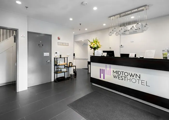 3 star hotels Midtown West
