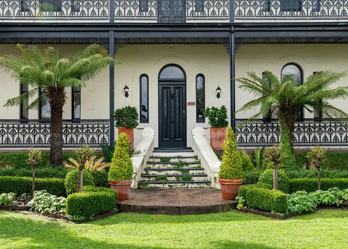 Central hotel: Colhurst House