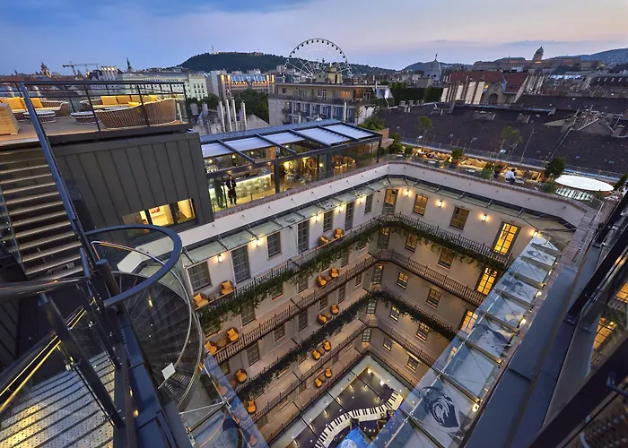 Family Hotel: Aria Hotel Budapest By Library Hotel Collection