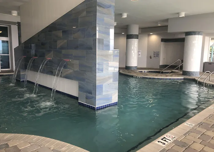 3 star hotel: Oceans One Resort