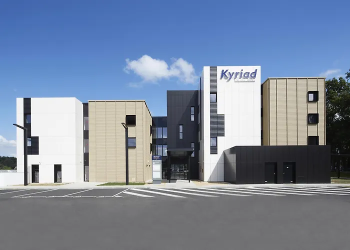  Kyriad Prestige Pau – Palais Des Sports