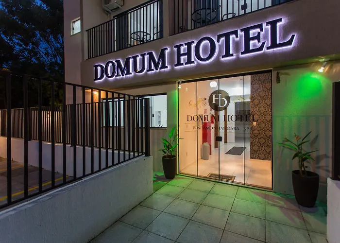 Resort: Domum Hotel