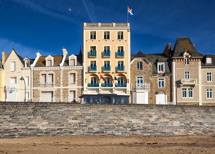 Romantic hotel: Ambassadeurs Logis Hotel