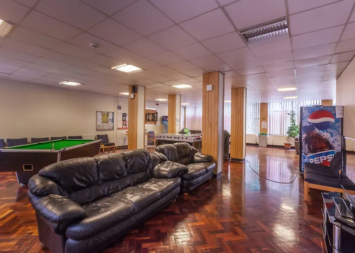 Vakantieverhuur: Lse Carr-Saunders Hall