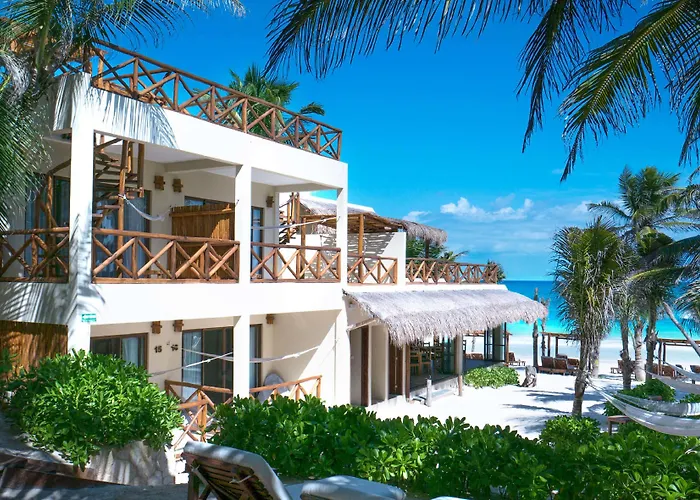 Kid friendly hotel Dune Boutique Located At The Party Zone (Adults Only)