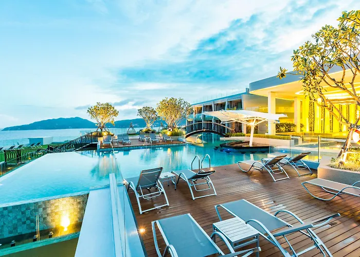 Crest & Pool Villas - Sha Extra Plus