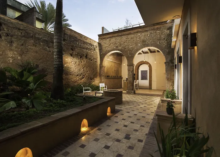 4 star hotel: Luca Hotel