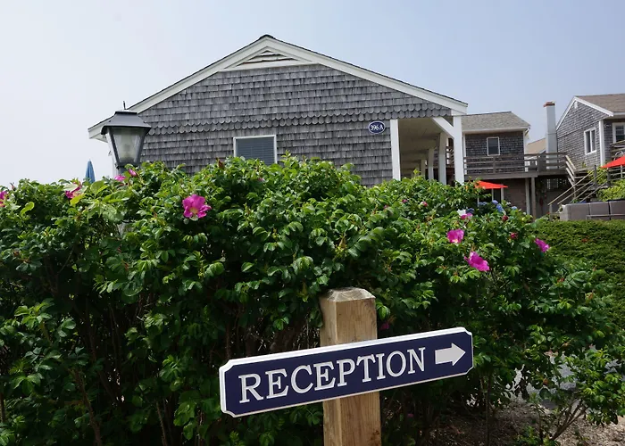Cheap hotel: Chatham Tides