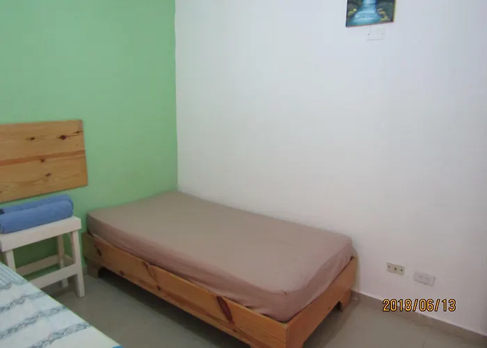 B&B only: White Sands Shared Apartments