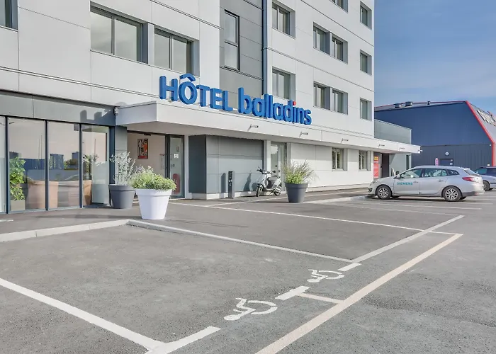 The Originals City, Hotel Caen Memorial