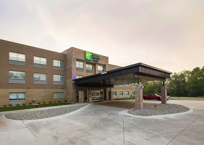 Trip to College Holiday Inn Express & Suites - Portage By Ihg