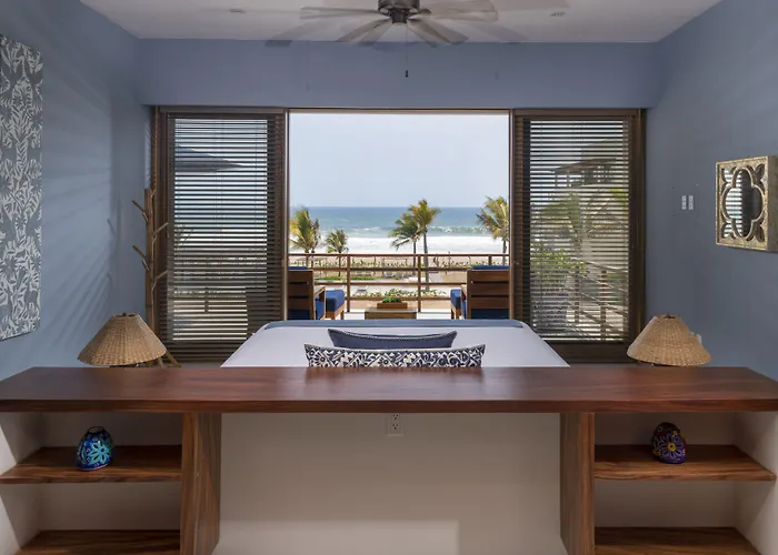 Self catering: Marea Beachfront Villas