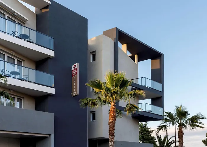 In Luxury hotels Best Western Plus Antibes Riviera
