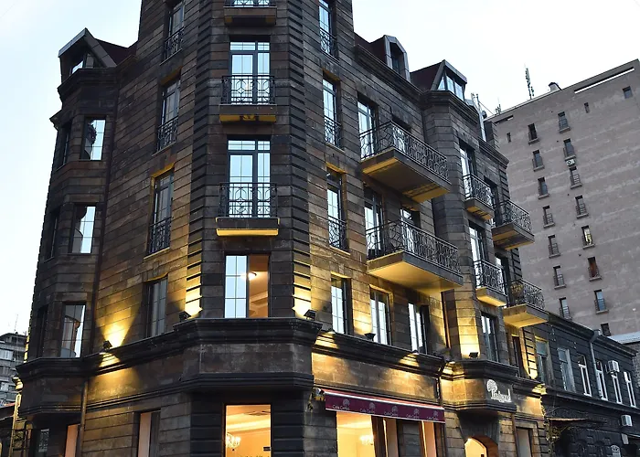 Boutique hotel only: Boulevard Hotel