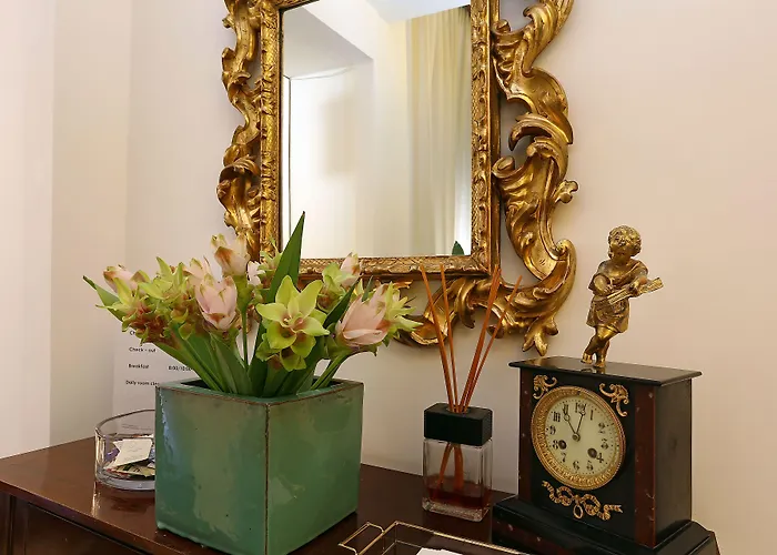 Alojamento com o café da manhã Apenas: Houspitality Caesar Bed & Breakfast