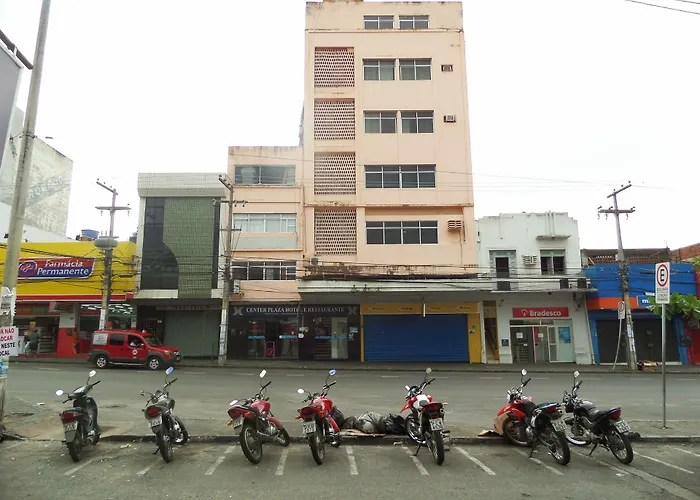 Hotel: Center Plaza Hotel